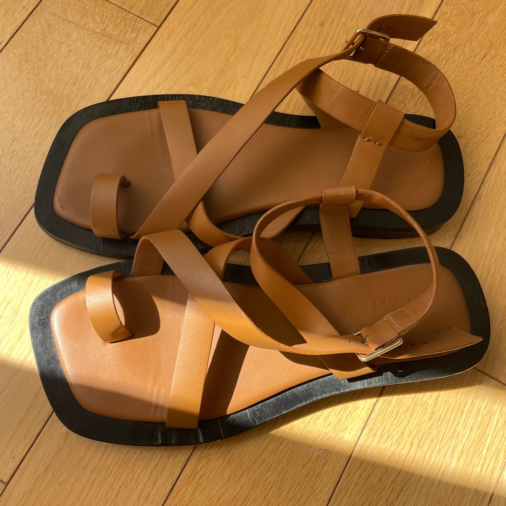 A’Emery Matteau Leather Sandals Size 39